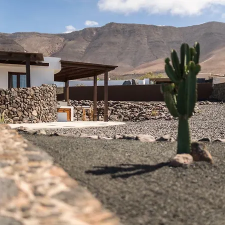 Canaryislandshost I Taguluche