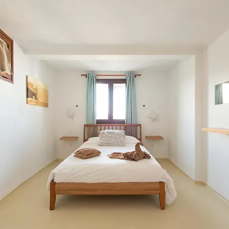 Canaryislandshost I Taguluche カレタ・デ・ファマラ