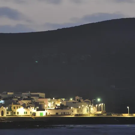 Villa Taguluche Famara