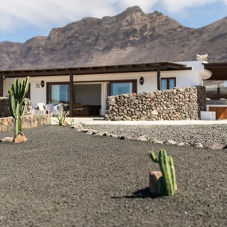 Taguluche Villa Famara