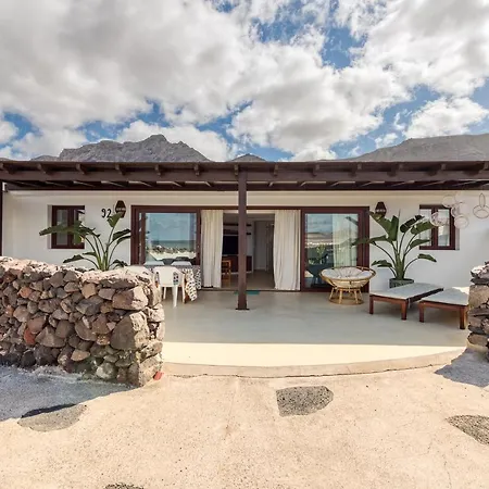 Canaryislandshost I Taguluche Villa